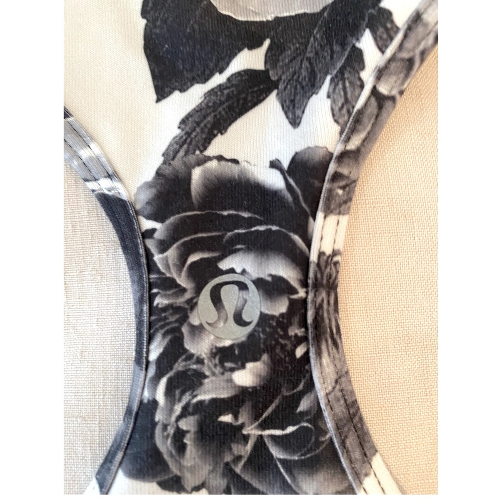 💖LULULEMON RACERBACK TANK RARE PRINT - Picture 4 of 4